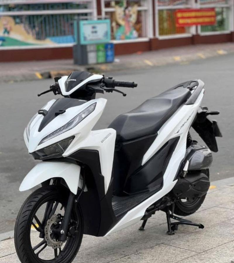 Chọn địa chỉ mua xe Vario 150 cũ uy tín để đảm bảo chất lượng và giấy tờ xe.