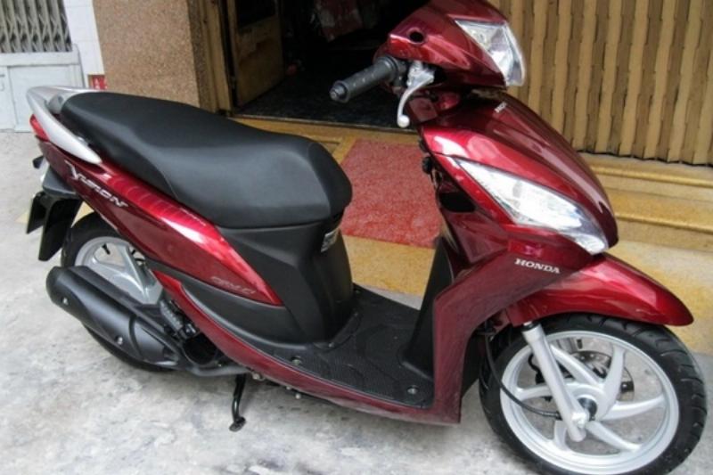 Kiểm tra giấy tờ xe vision cũ