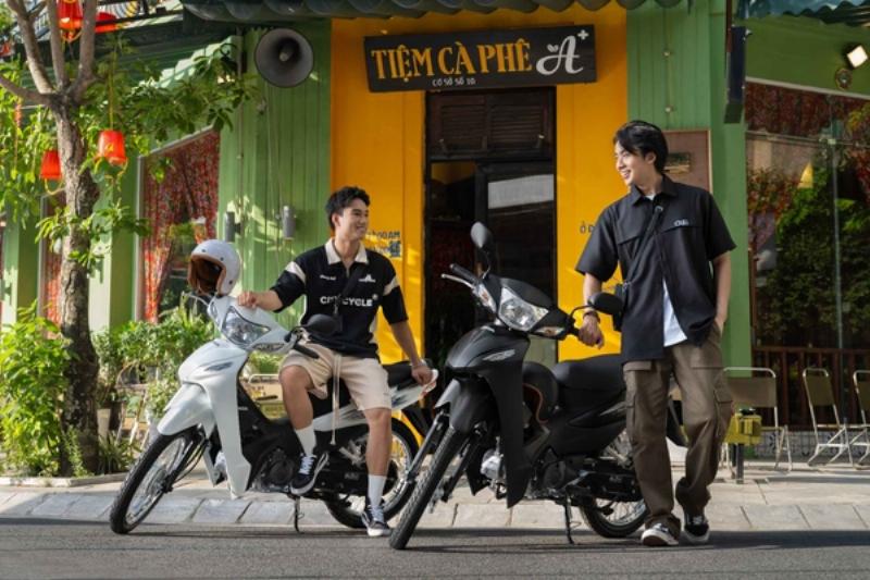 Hinh anh xe Wave S gan lien voi doi song nguoi Viet, bieu tuong cua su ben bi va tiet kiem.