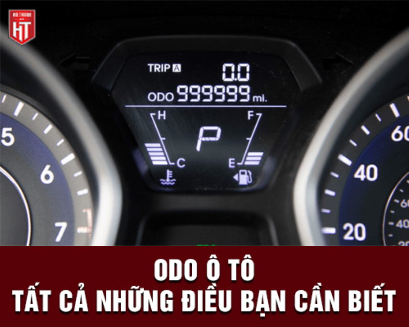 Đồng hồ công tơ mét hiển thị quãng đường xe đã đi bằng kilomet và đơn vị vạn