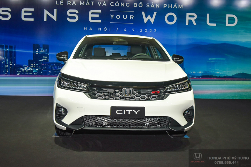 Hình ảnh minh họa thị trường mua bán xe Honda Vario cũ tại Việt Nam với nhiều mẫu mã, đời xe khác nhau