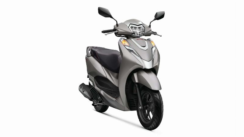 Xe Honda Lead 2022 với thiết kế ngoại hình thanh lịch và cốp xe rộng rãi đặc trưng.